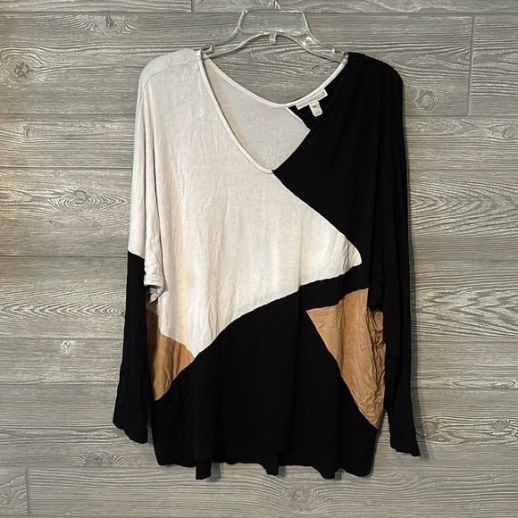 Dana Buchman Tops - Dana Bachman Tunic Top - Block Tan white Black Dolman Sleeve Long Lined Sz XL